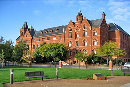 波士顿大学